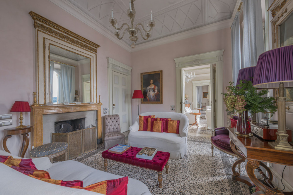 Maria - 8 Bed