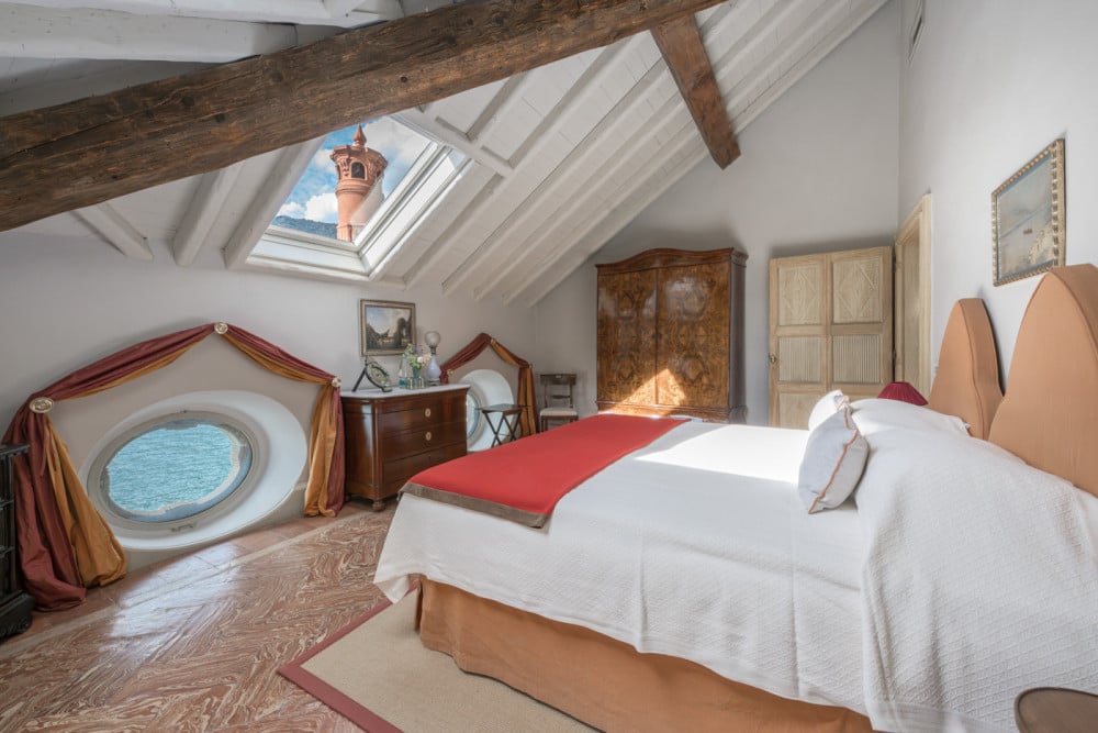 Maria - 8 Bed