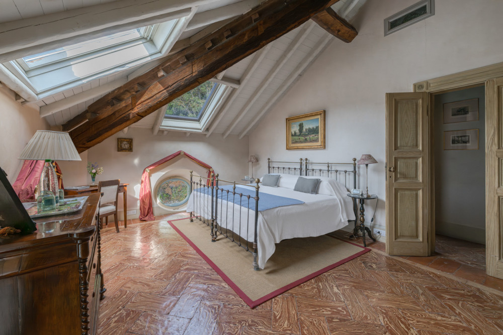 Maria - 8 Bed