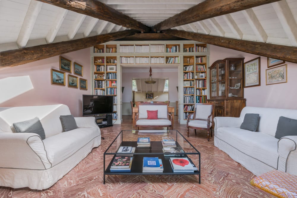 Maria - 8 Bed