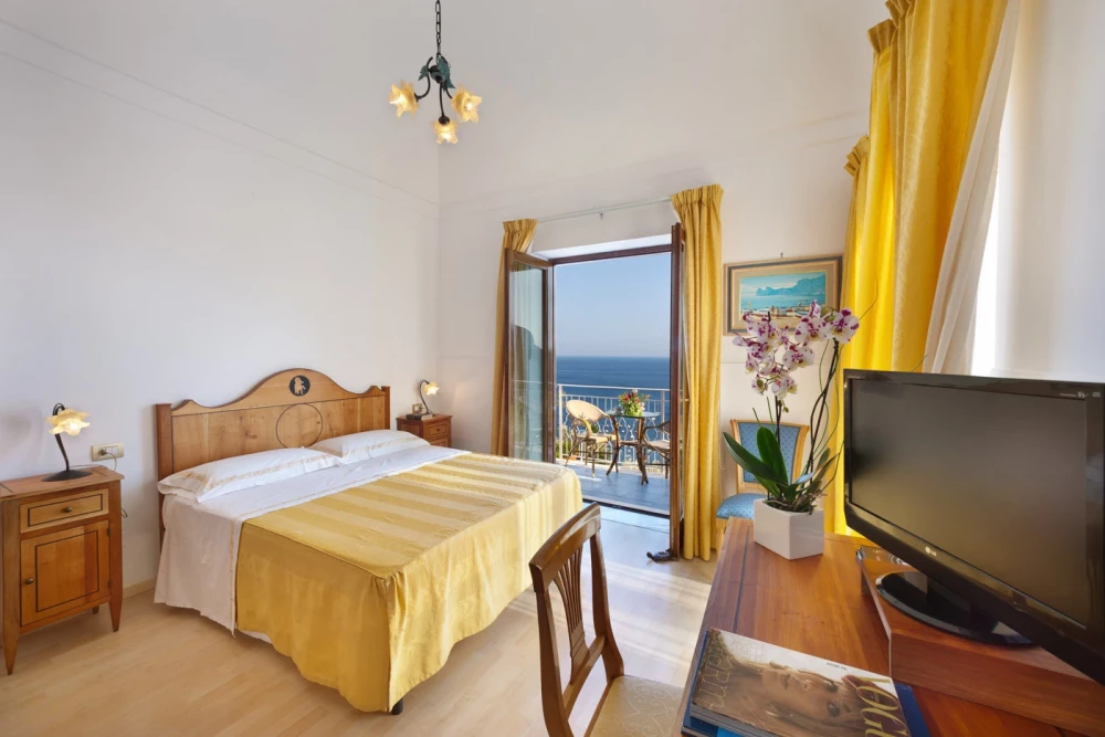Sorrento 19