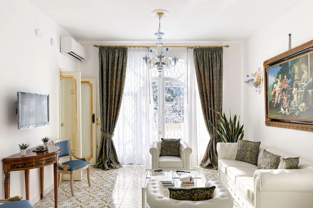 Amalfi 7