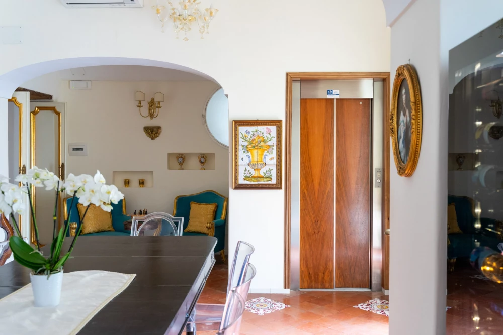 Amalfi 7