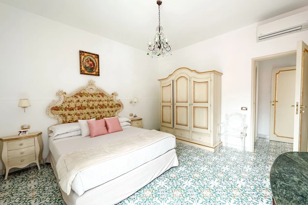 Amalfi 7