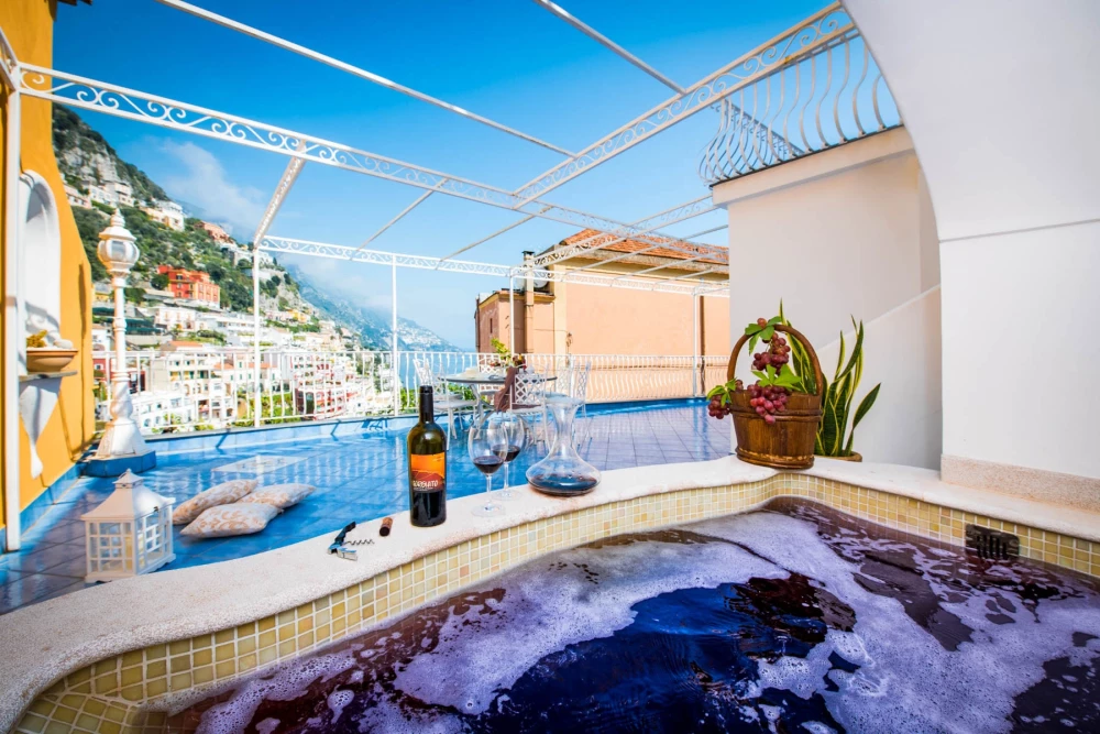 Amalfi 7