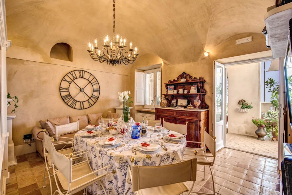 Amalfi 10