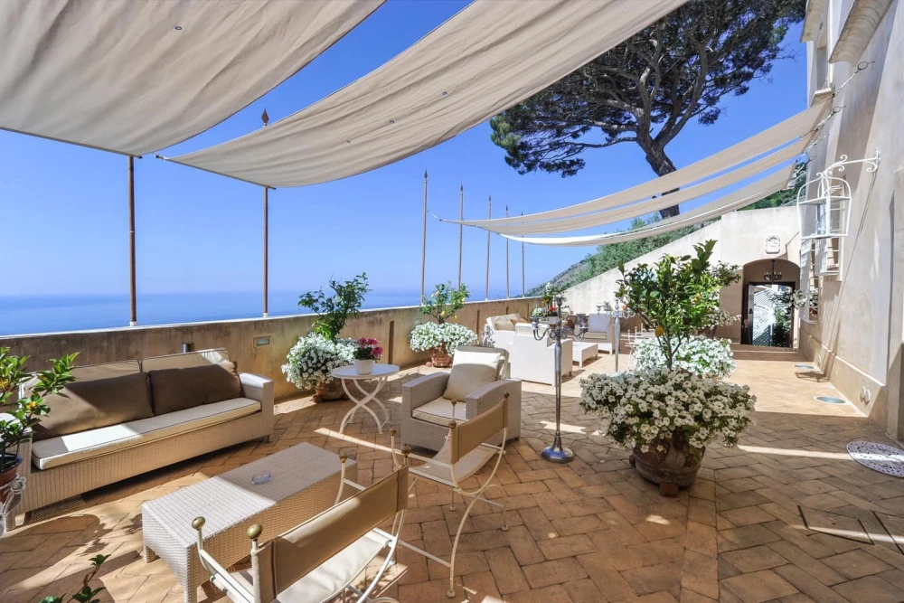 Amalfi 10