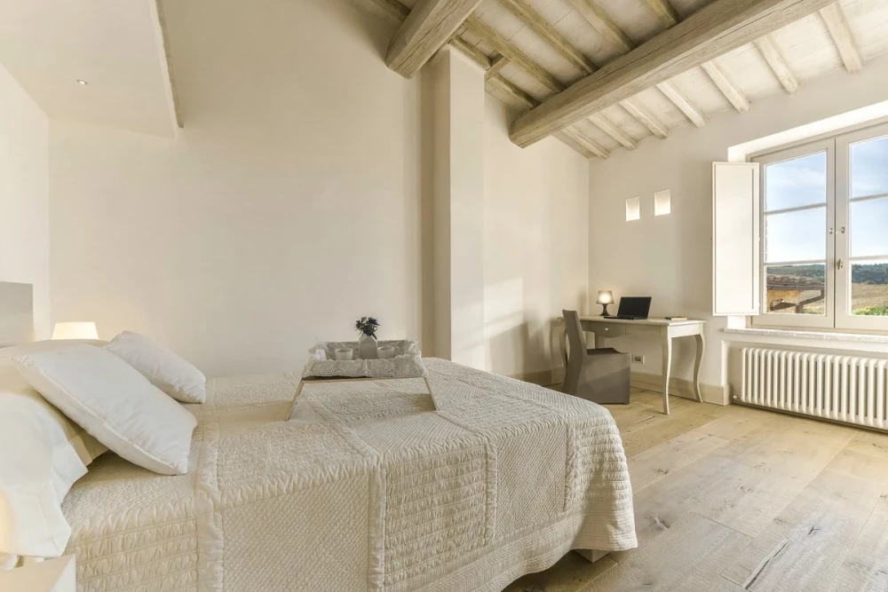 Tuscany 115