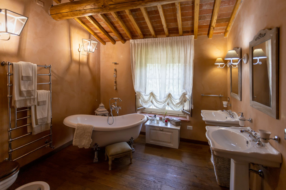Lucca 21