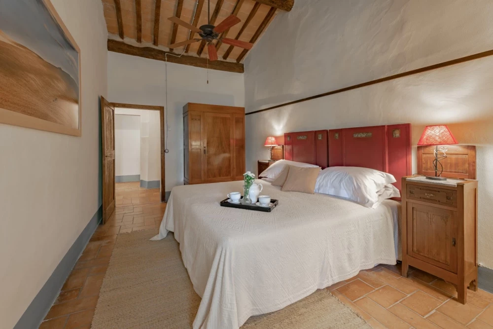 Tuscany 118