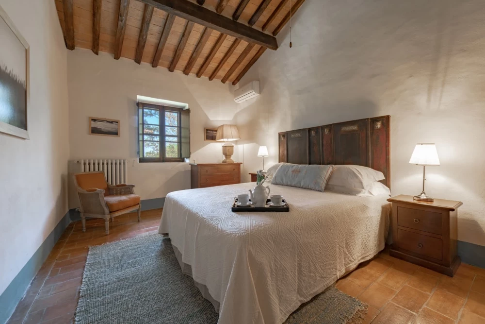 Tuscany 118