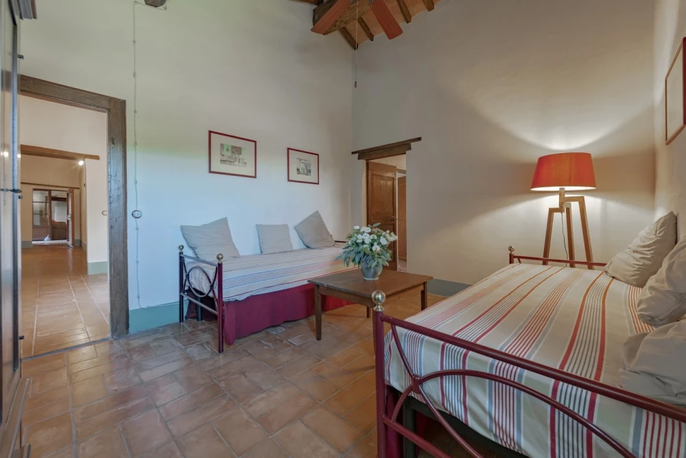 Tuscany 118