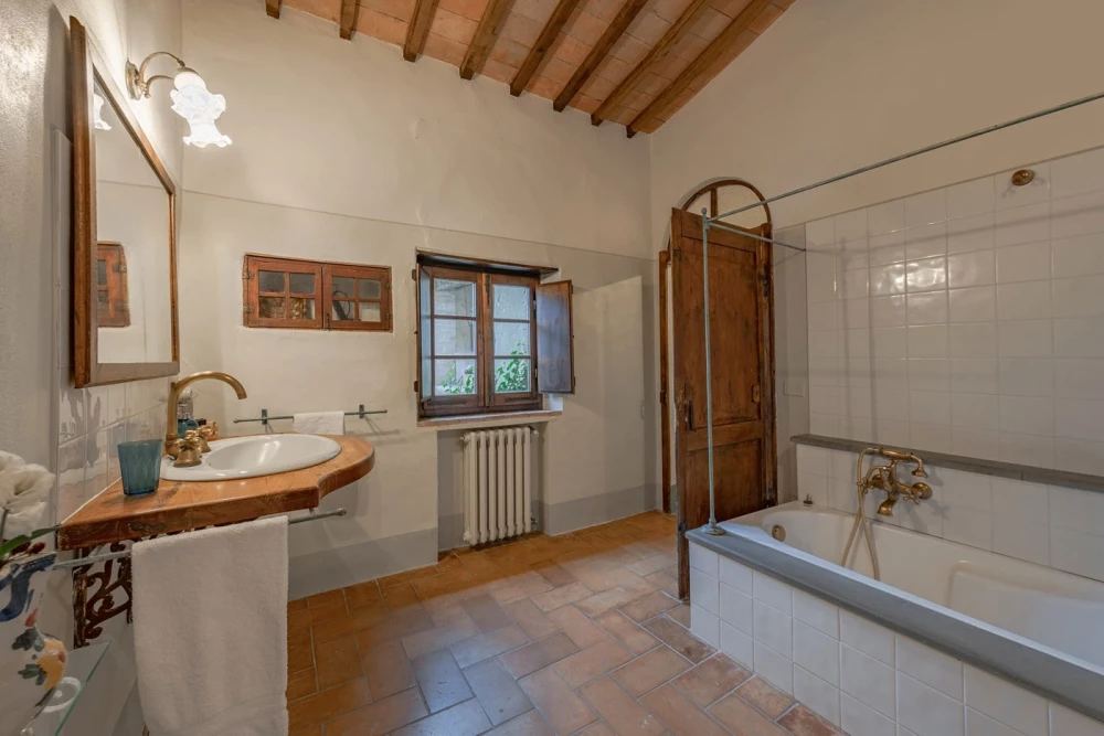 Tuscany 118