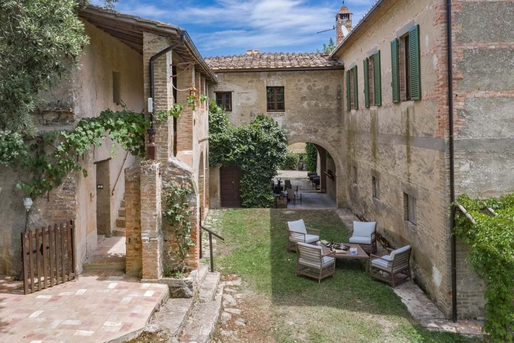 Tuscany 118