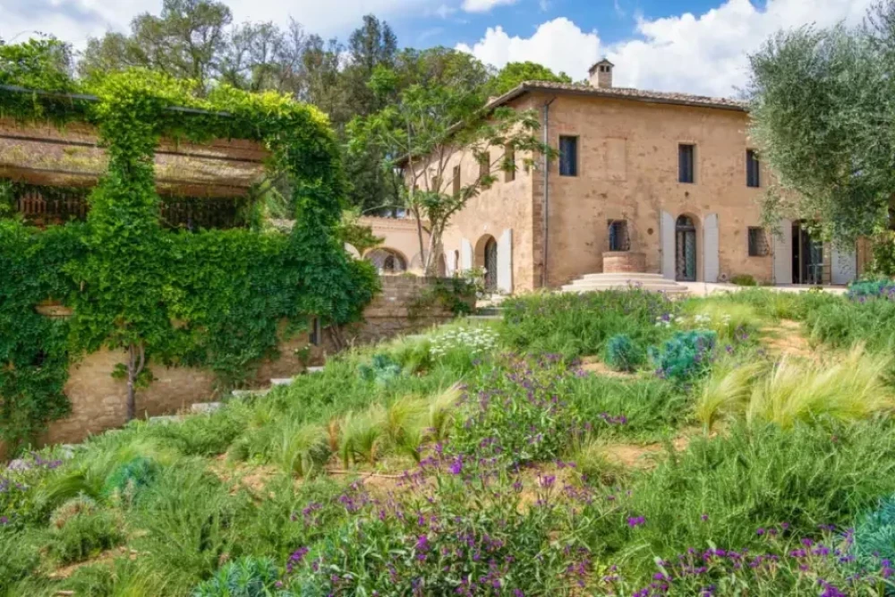 Tuscany 102