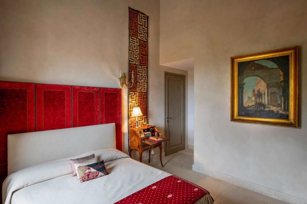Tuscany 102