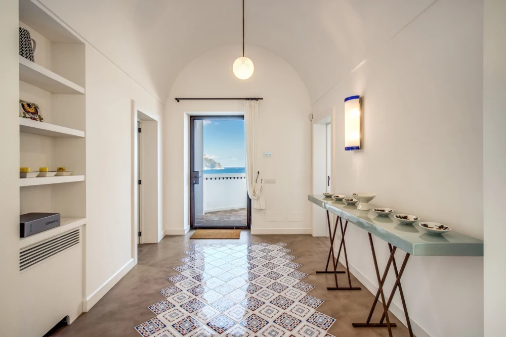 Amalfi 9