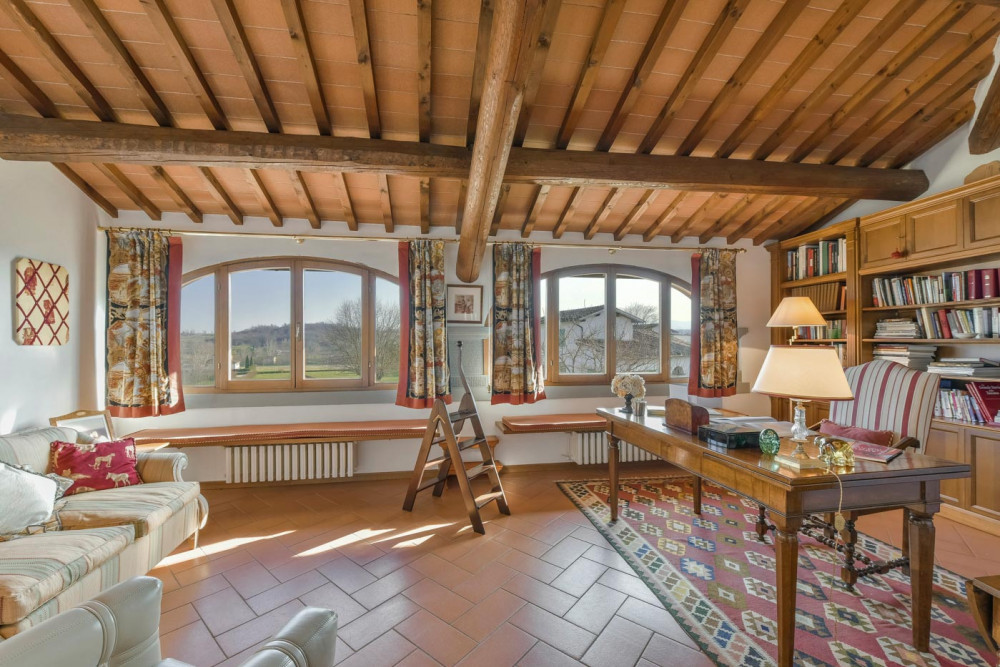 Adorna - 8 Bed