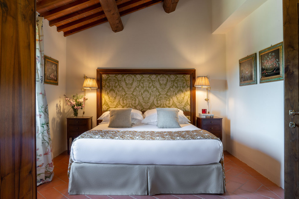 Adorna - 8 Bed