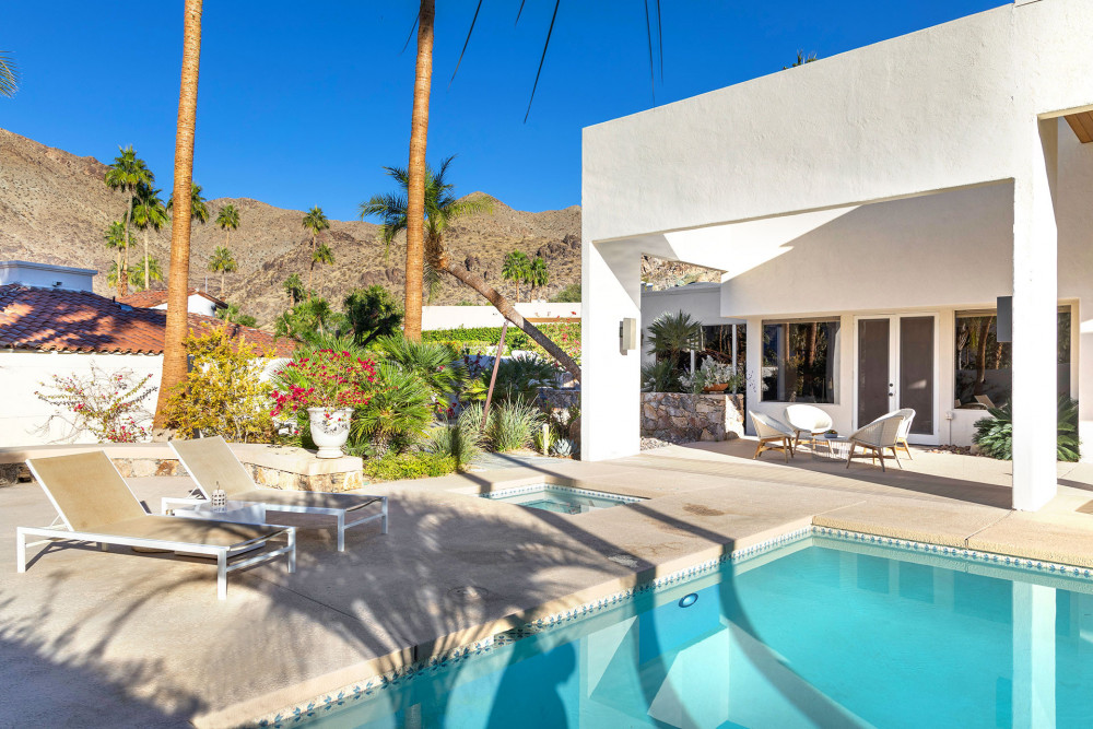 Palm Springs 84