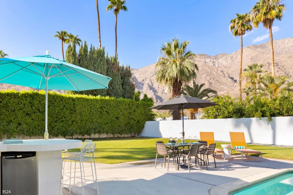 Palm Springs 76
