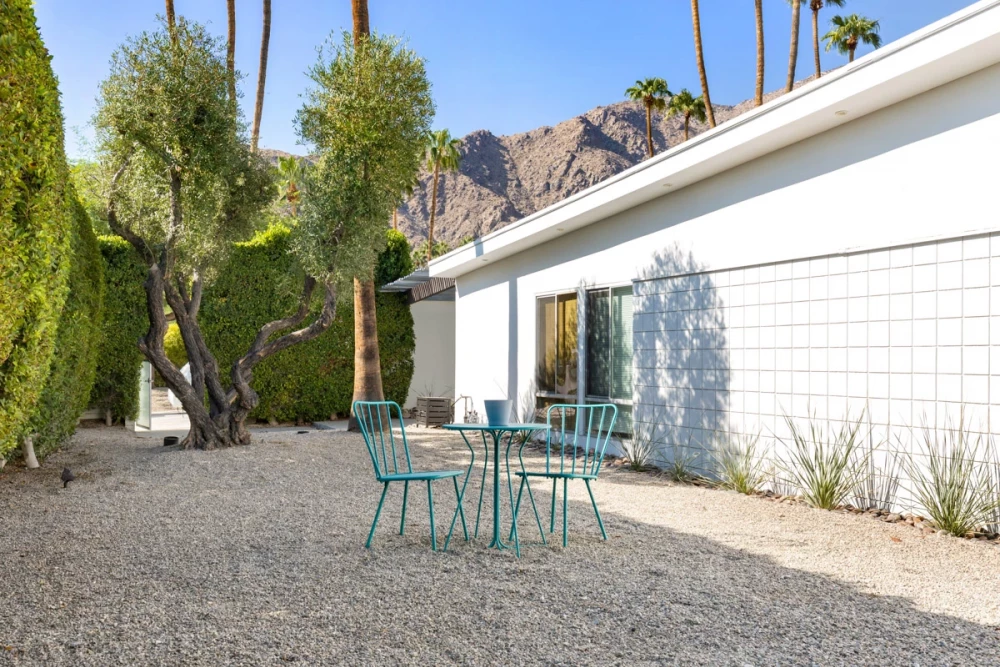 Palm Springs 76