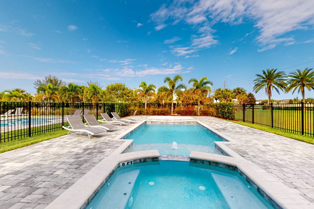 Encore Resort 785