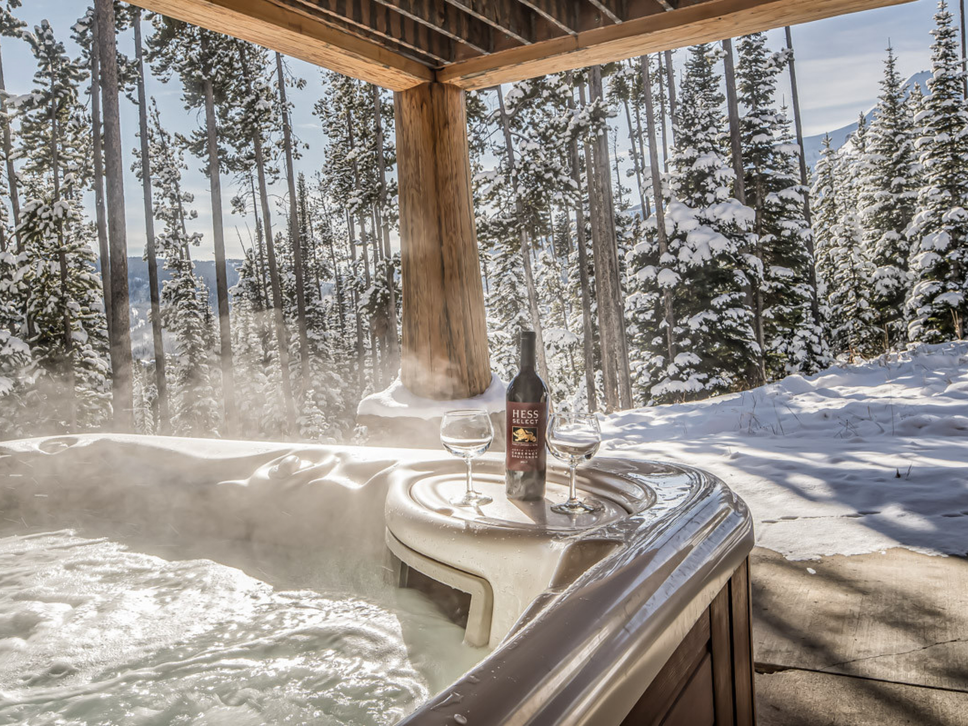 Big Sky 88 Yellowstone vacation rentals with hot tubs 