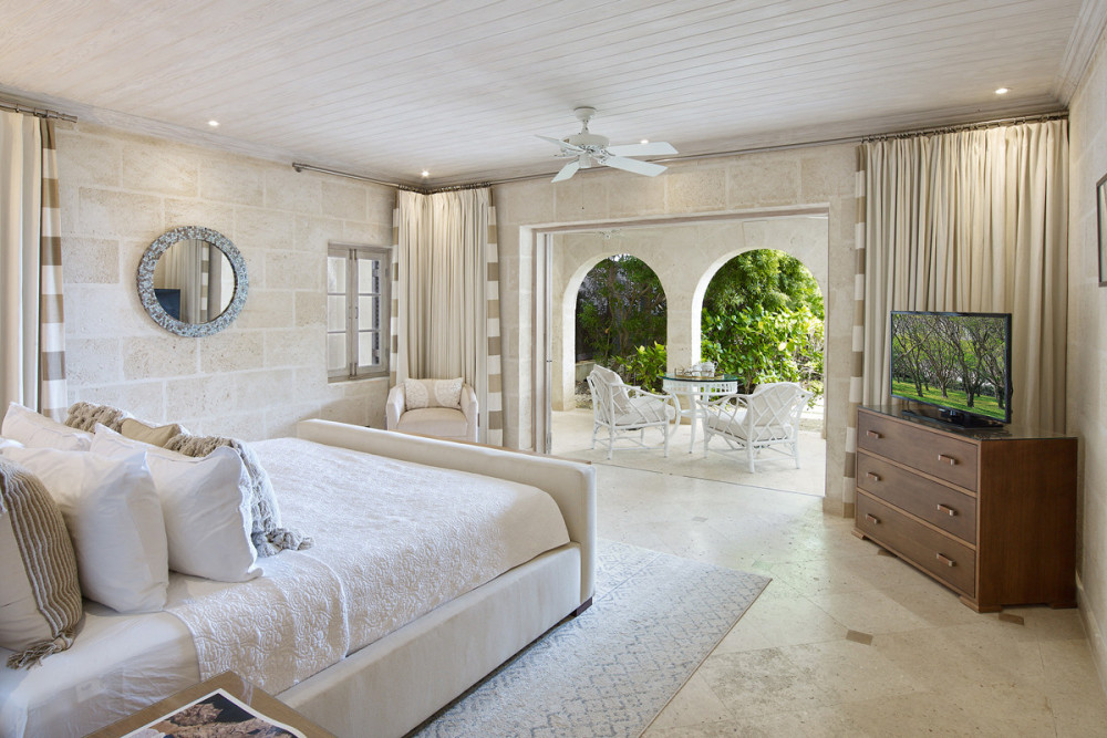 Bachelor Hall - 5-bed