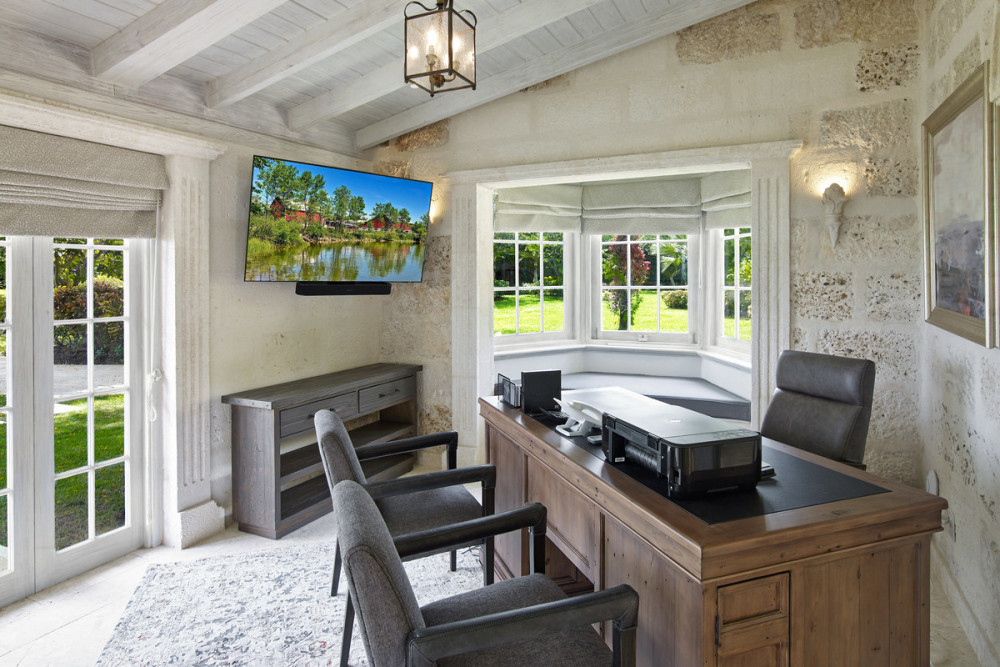 Bachelor Hall - 5-bed