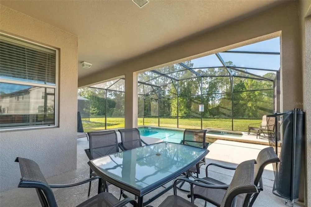 Paradise Palms Resort 123