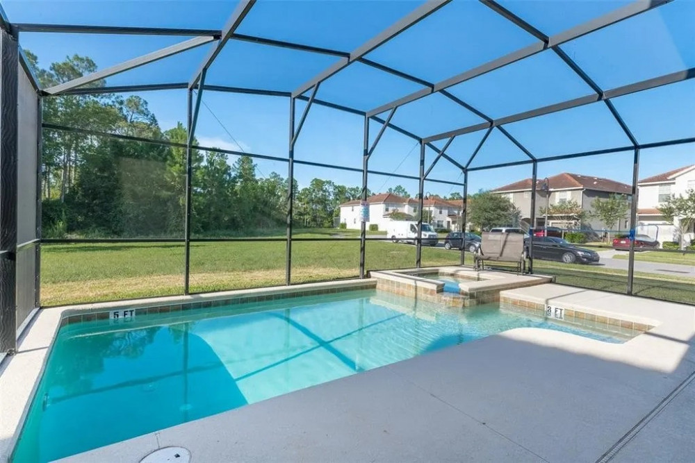 Paradise Palms Resort 123