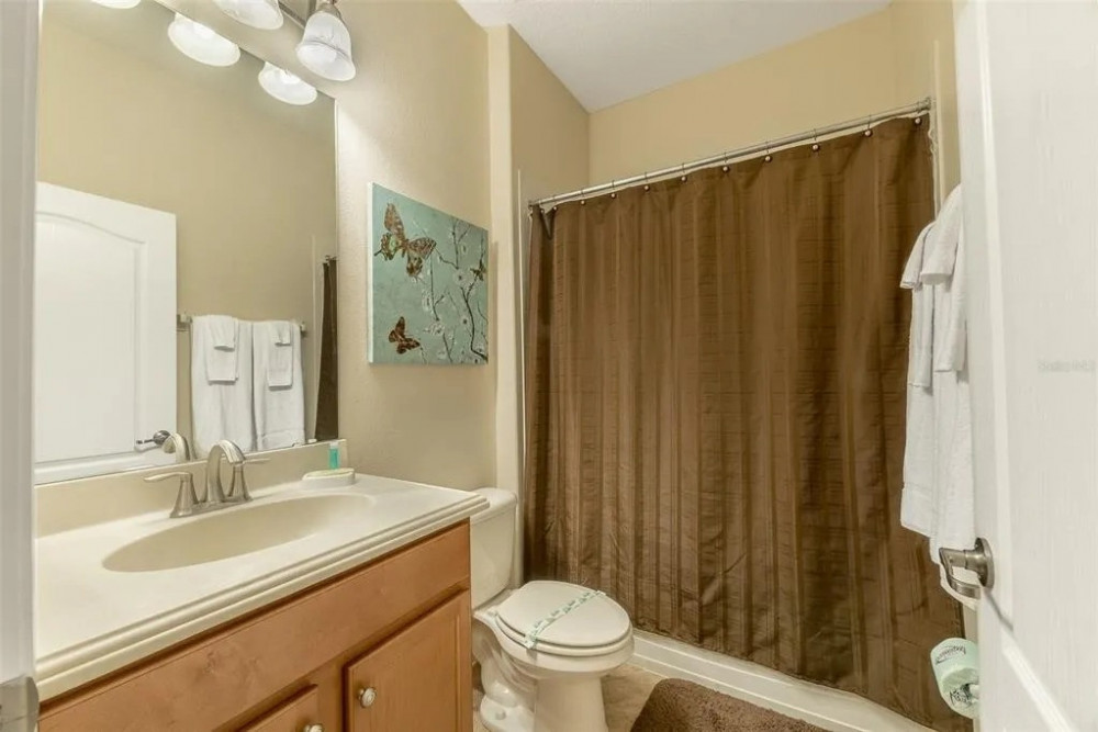 Paradise Palms Resort 123