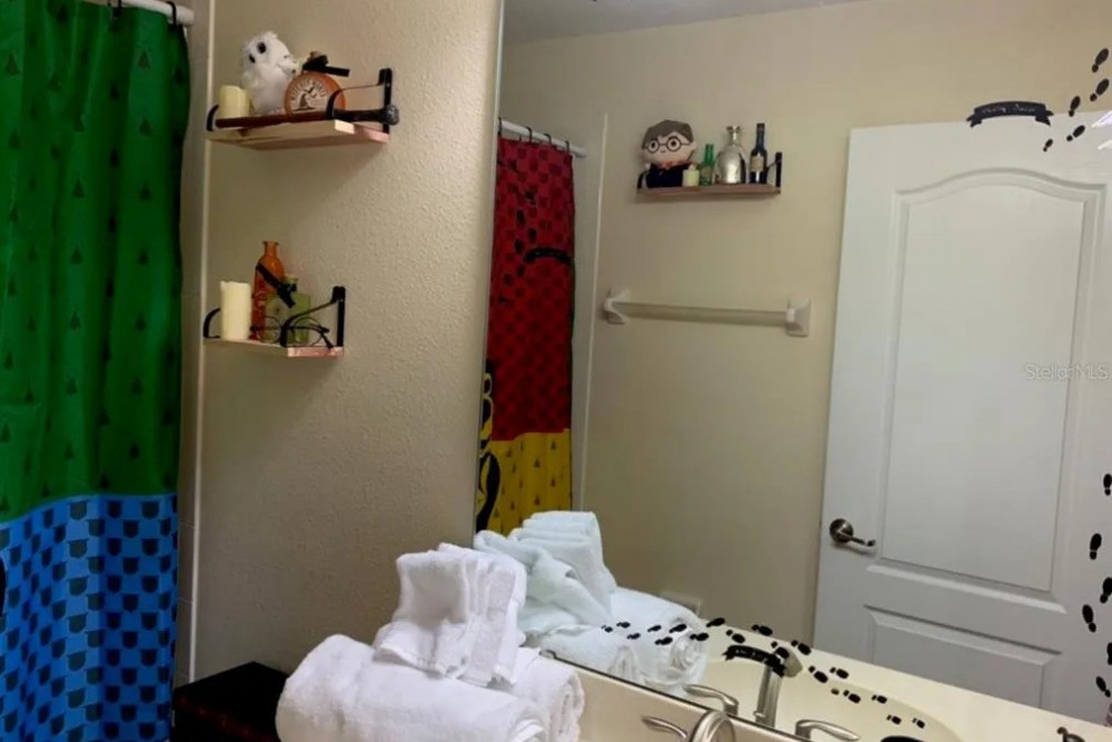 Paradise Palms Resort 123