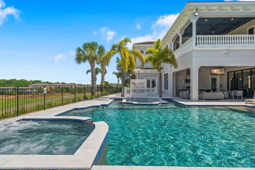 Reunion Resort 10000