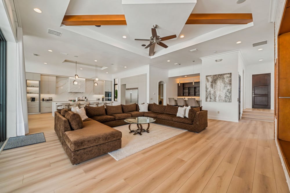 Reunion Resort 10000