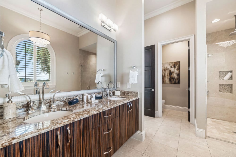 Reunion Resort 10000