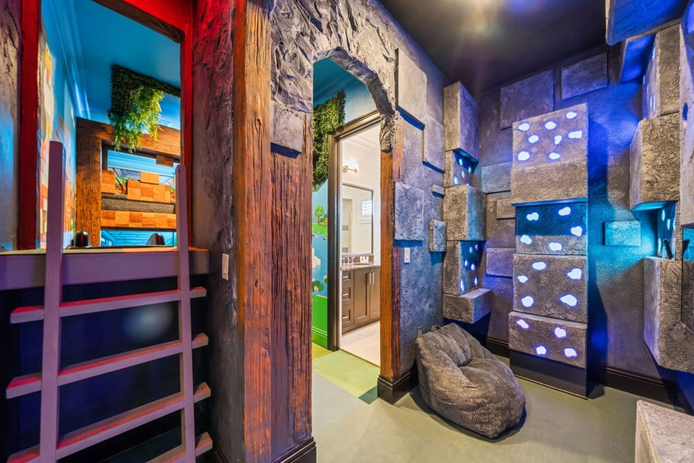 Reunion Resort 10000