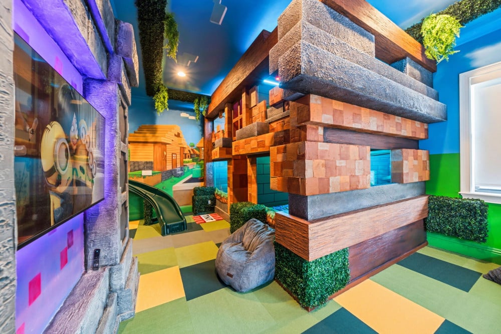 Reunion Resort 10000