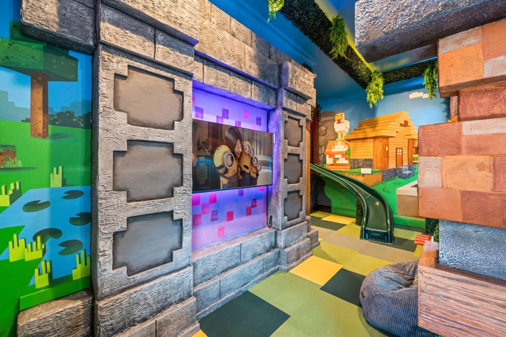 Reunion Resort 10000