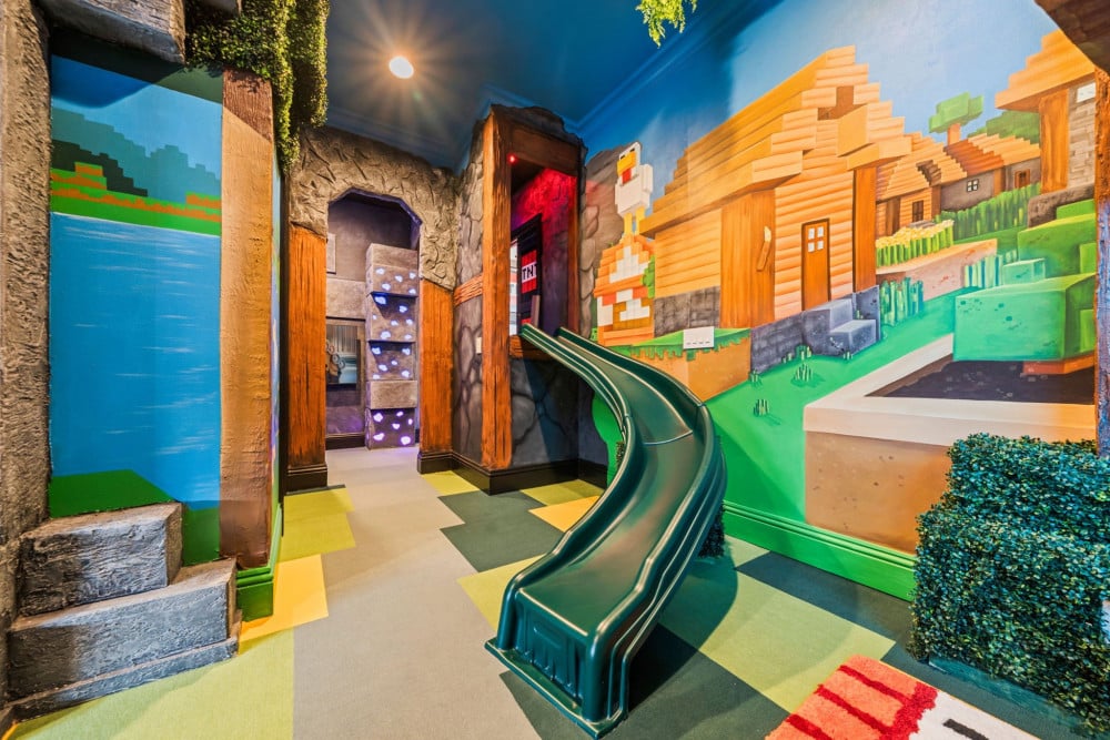 Reunion Resort 10000