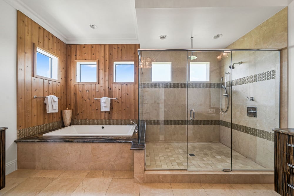 Reunion Resort 10000