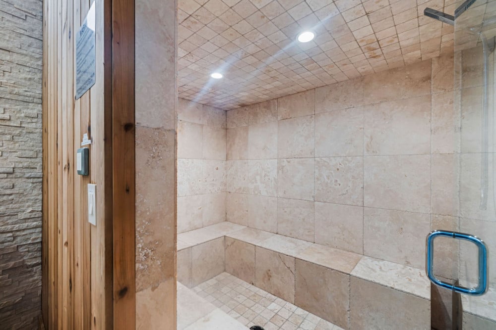 Reunion Resort 10000