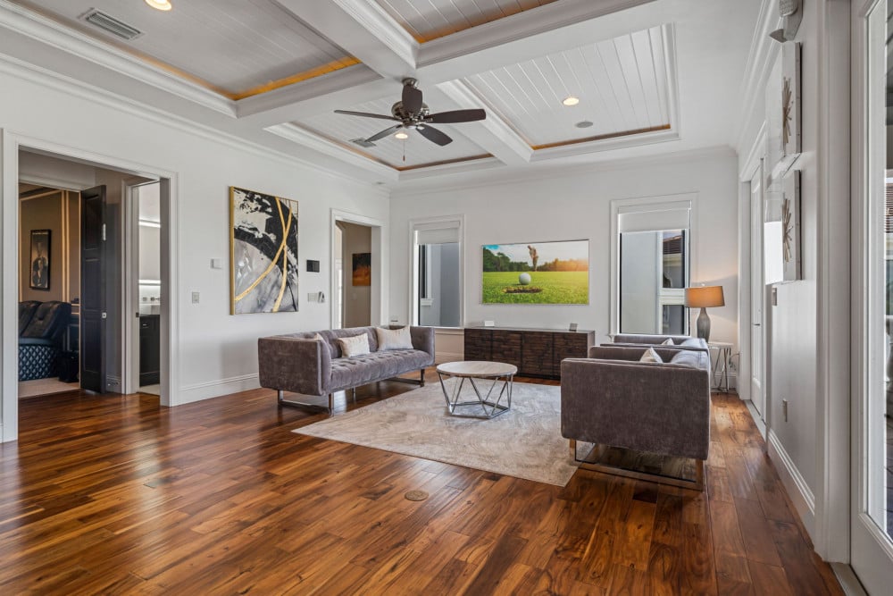 Reunion Resort 10000