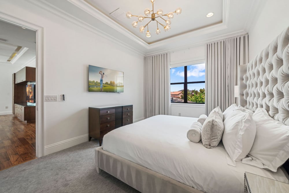 Reunion Resort 10000