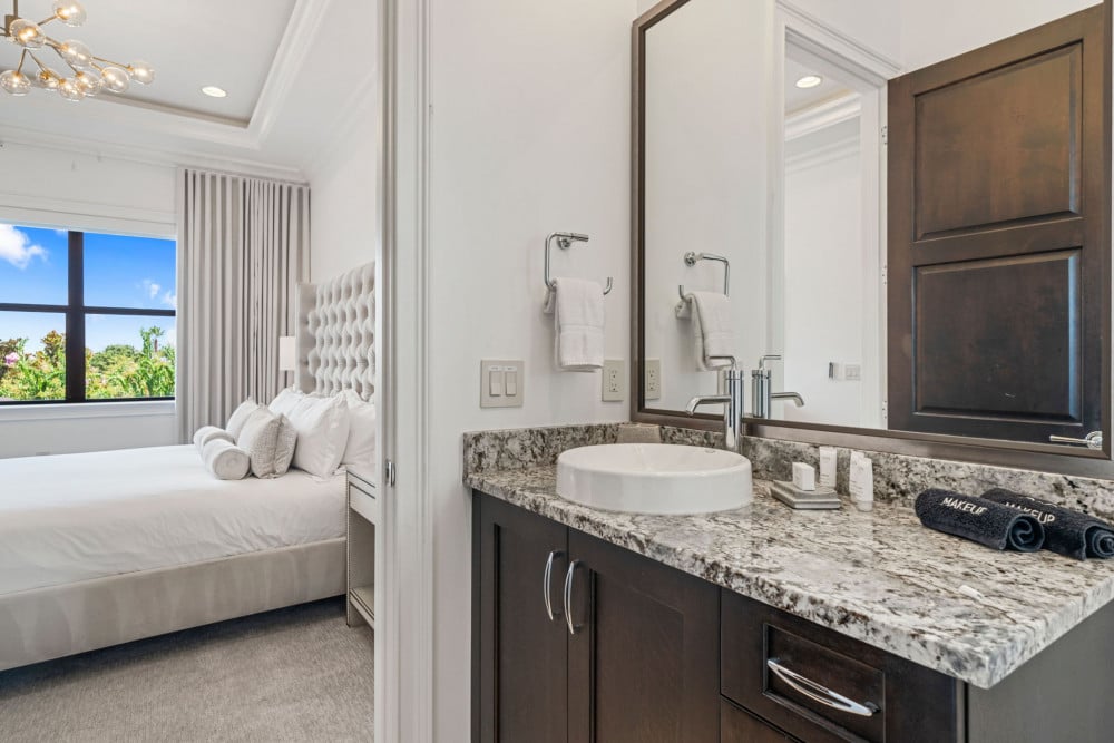 Reunion Resort 10000