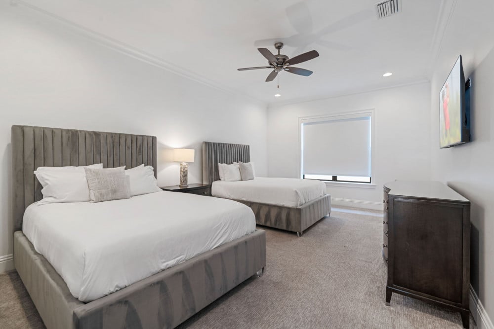 Reunion Resort 10000