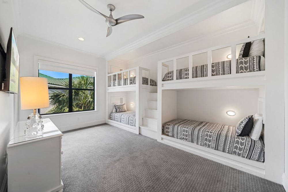 Reunion Resort 10000