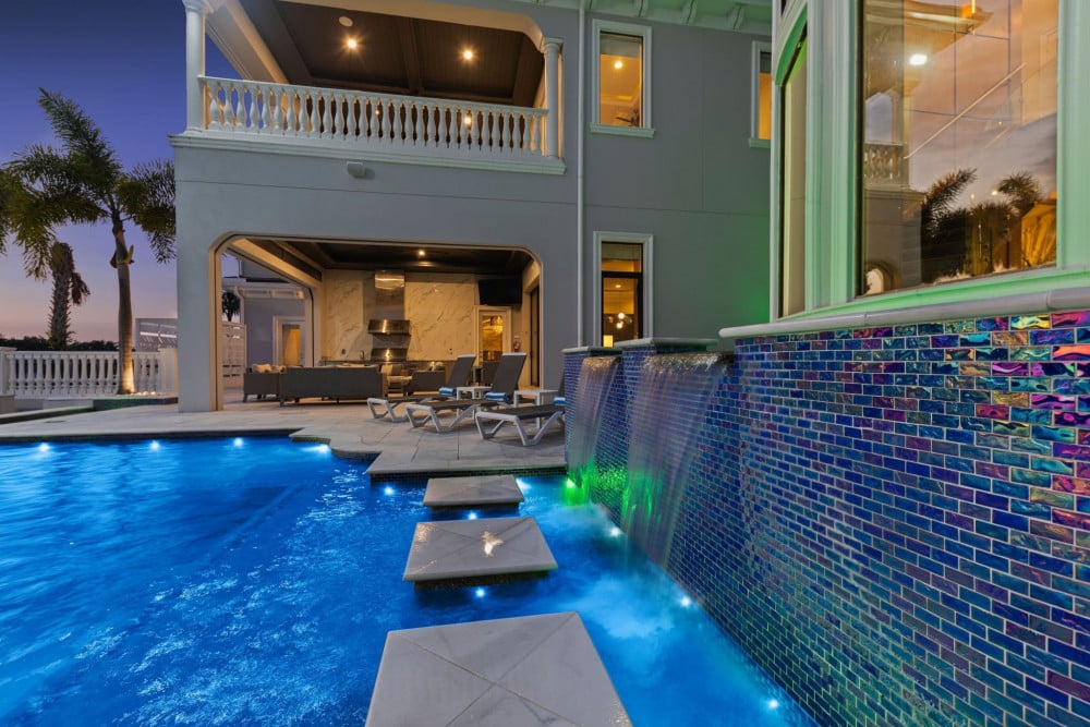 Reunion Resort 10000