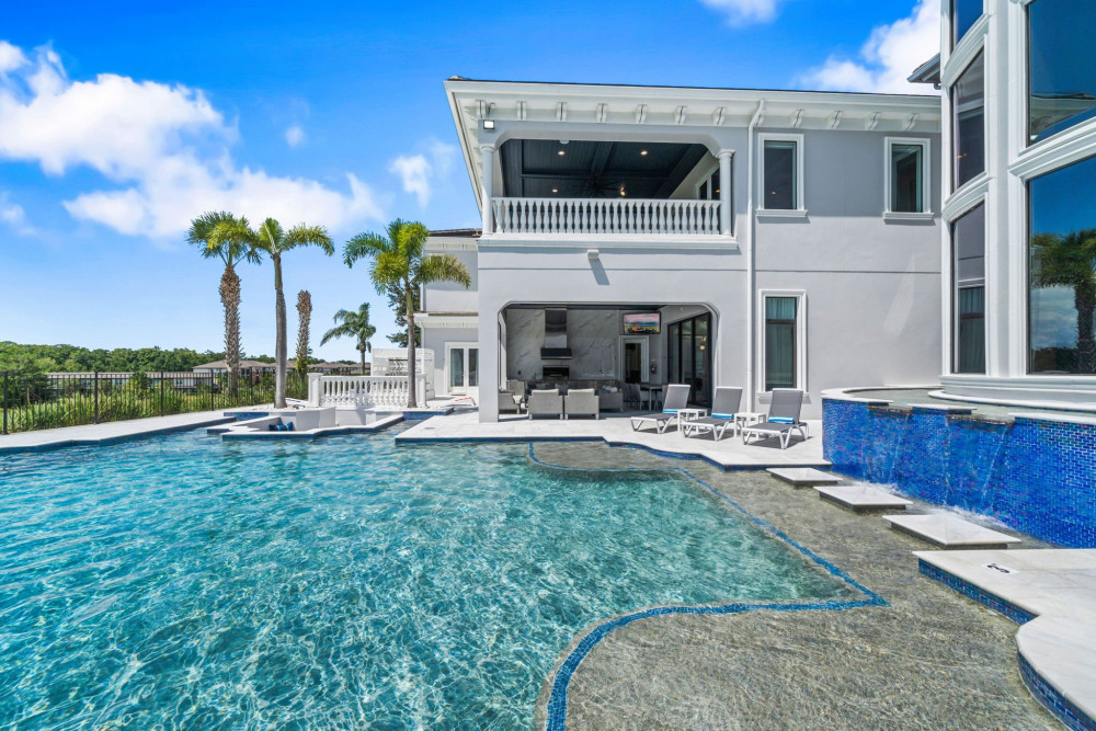 Reunion Resort 10000